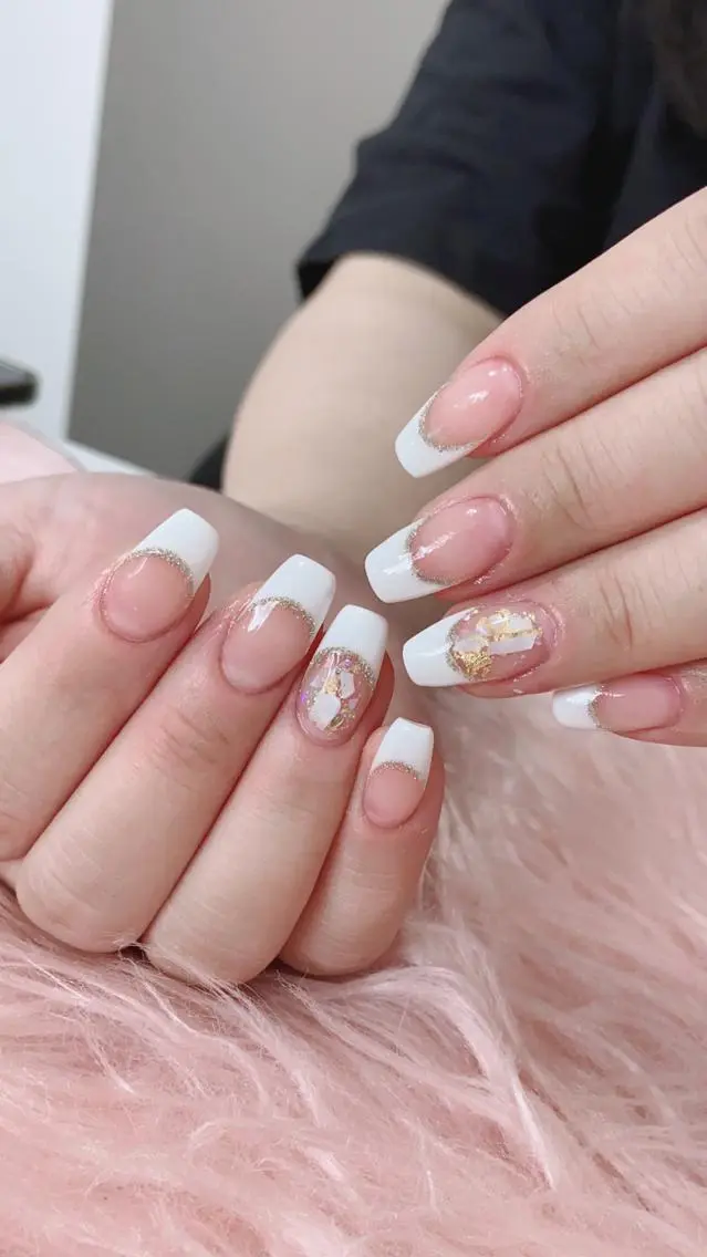 ネイル フレンチネイル HandSnail 座間ネイルサロンのネイルデザイン