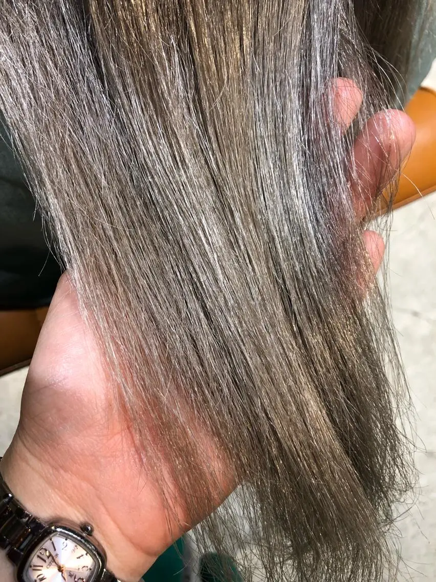 ロング カラー ブリーチ グレージュ レイヤー×ヘッドスパ *保田遥*のヘアスタイル
