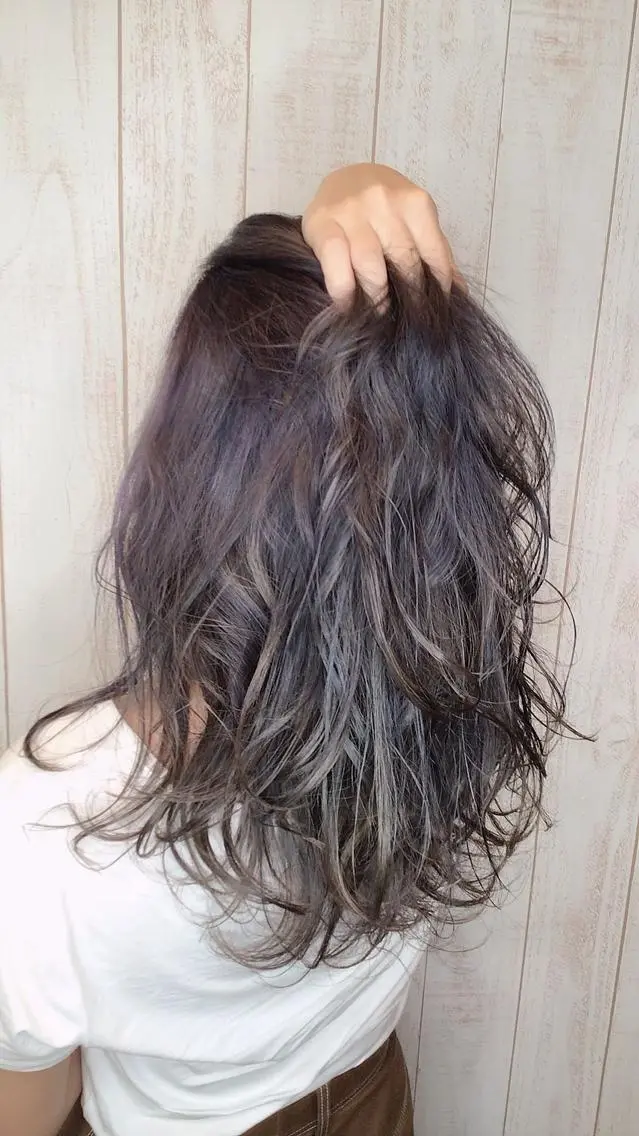 ロング カラー revanz  revanz のヘアスタイル