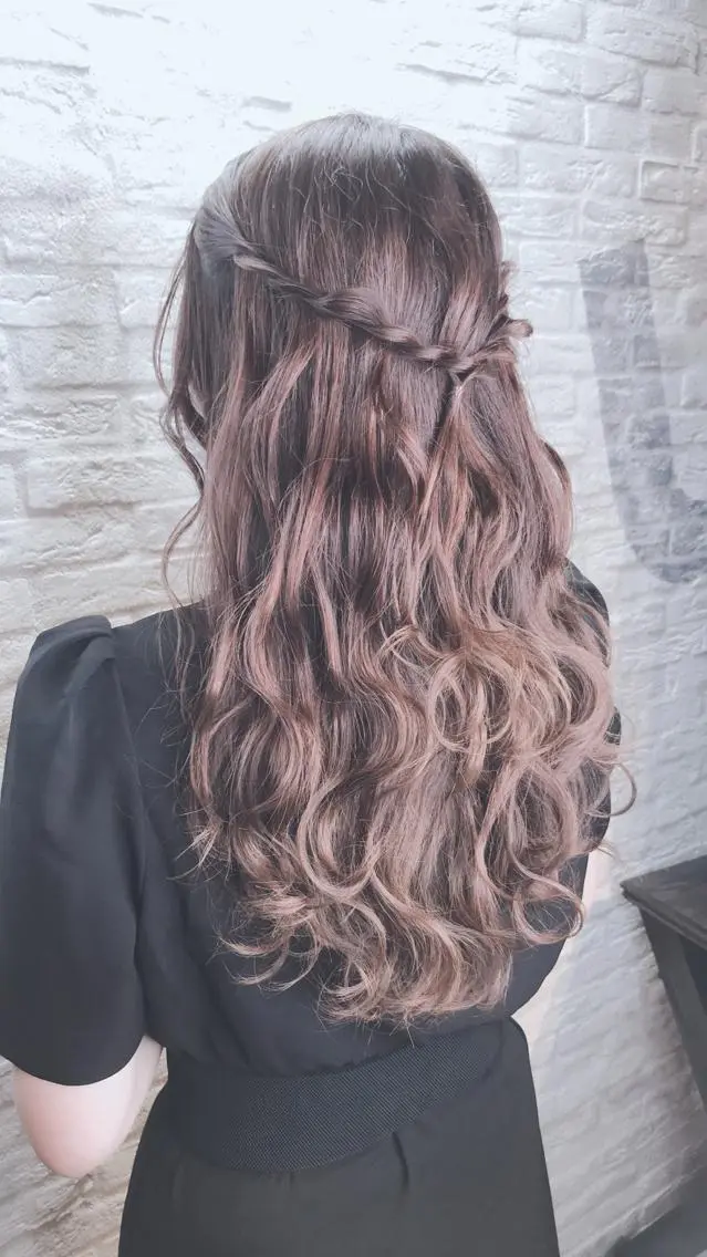 ヘアアレンジ 🌷RIE 🌷のヘアスタイル