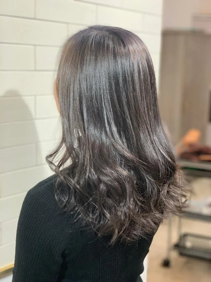 ミディアム カラー ヘアアレンジ カット ヘアカラー トリートメント 髪質改善×ハイトーン 中田啄也のヘアスタイル