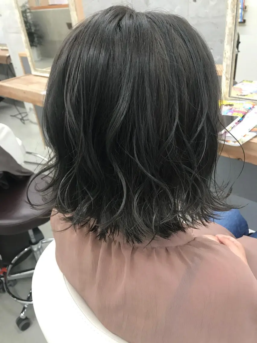 ミディアム 豊中駅3分eha レッスンモデルのヘアスタイル