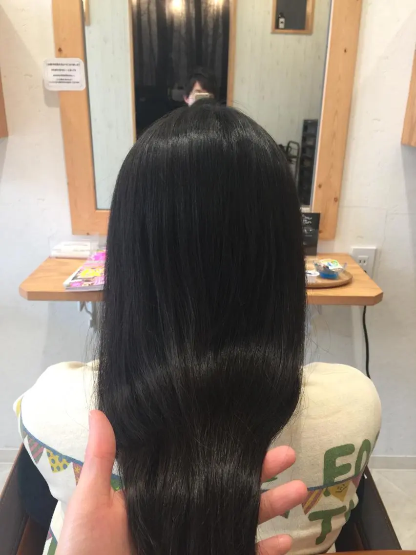 ロング カラー ツヤ髪専門美容師 桑原 和誠のヘアスタイル