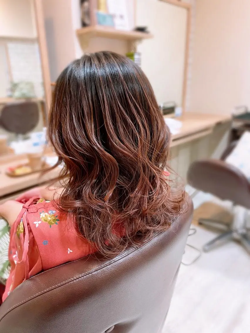 セミロング カラー カット ヘアカラー トリートメント 清水 有実子のヘアスタイル