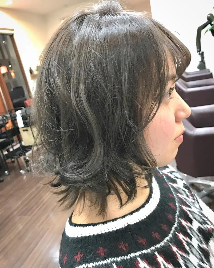 ミディアム セミロング ロング カラー 透明感カラー グレージュ 30代からの上質な ヘアケア 大西のヘアスタイル