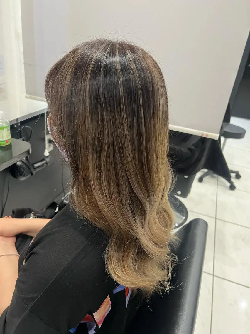ロング レイヤーカット YUDU🍊 germe/ジェルムのヘアスタイル