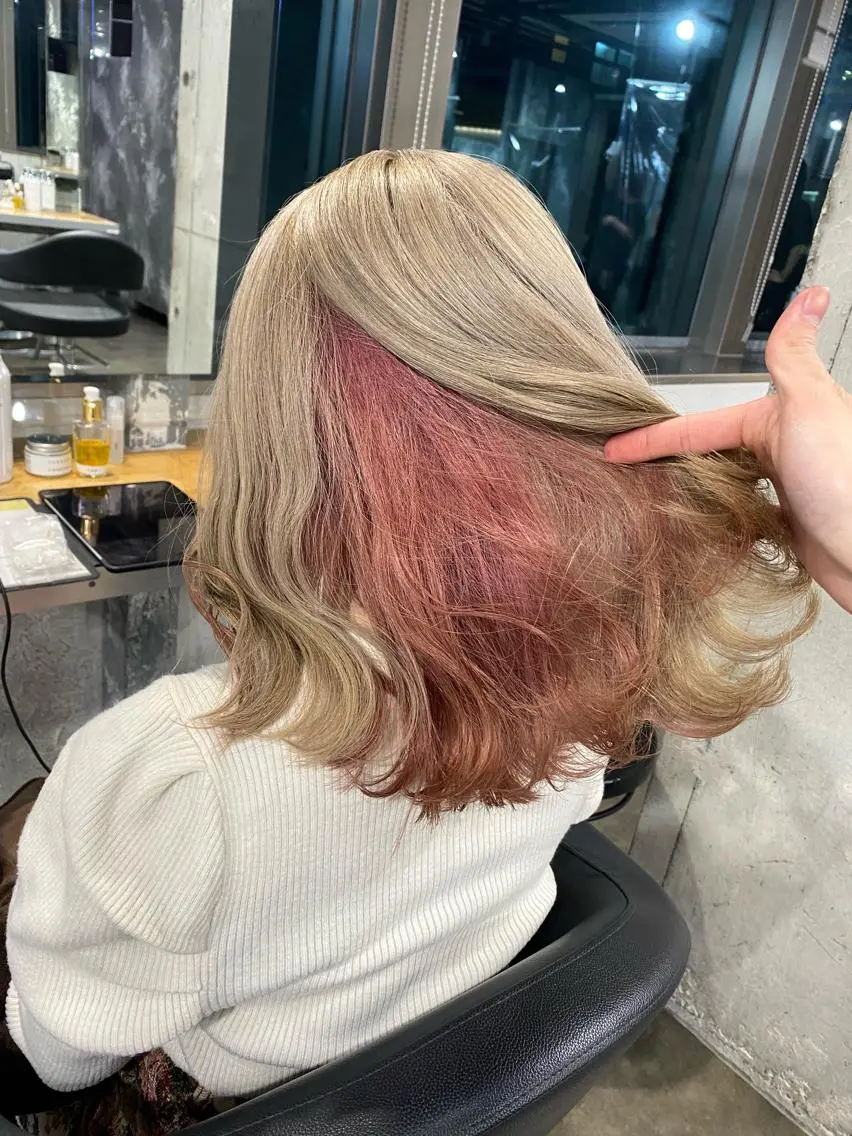セミロング カラー エフェクトブリーチ 🌟前澤啓太朗のヘアスタイル