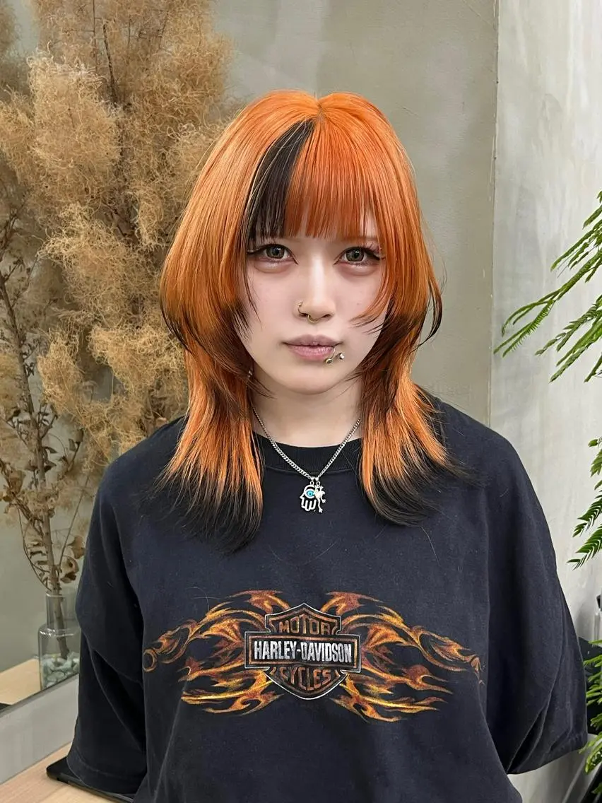 セミロング イツク ⚡️ ルーツ/ハイトーンのヘアスタイル