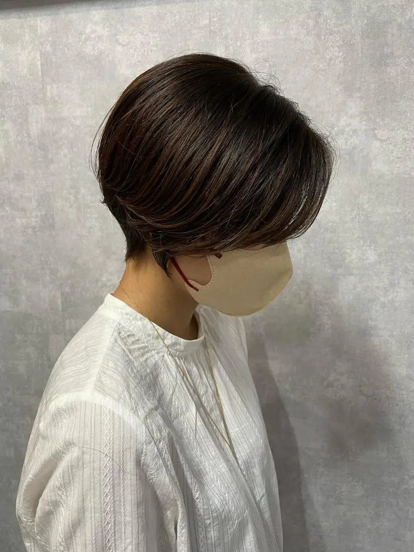 ショート 切りっぱなしボブ ショートボブ ハンサムショート 丸みショート アッシュ モテ髪/ボブ/ショー ト/アダチフウトのヘアスタイル