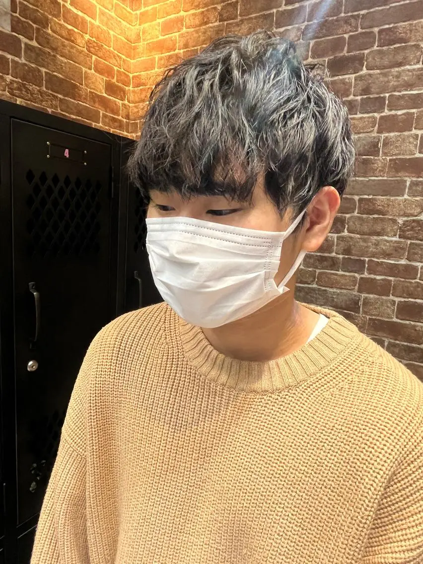 ショート カラー パーマ ヘアアレンジ メンズ キッズ ネイル マツエク・マツパ アイブロウ メンズブリーチ メンズハイライト メンズインナーカラー メンズ韓国風 ブリーチ 久木原 ゆりのヘアスタイル