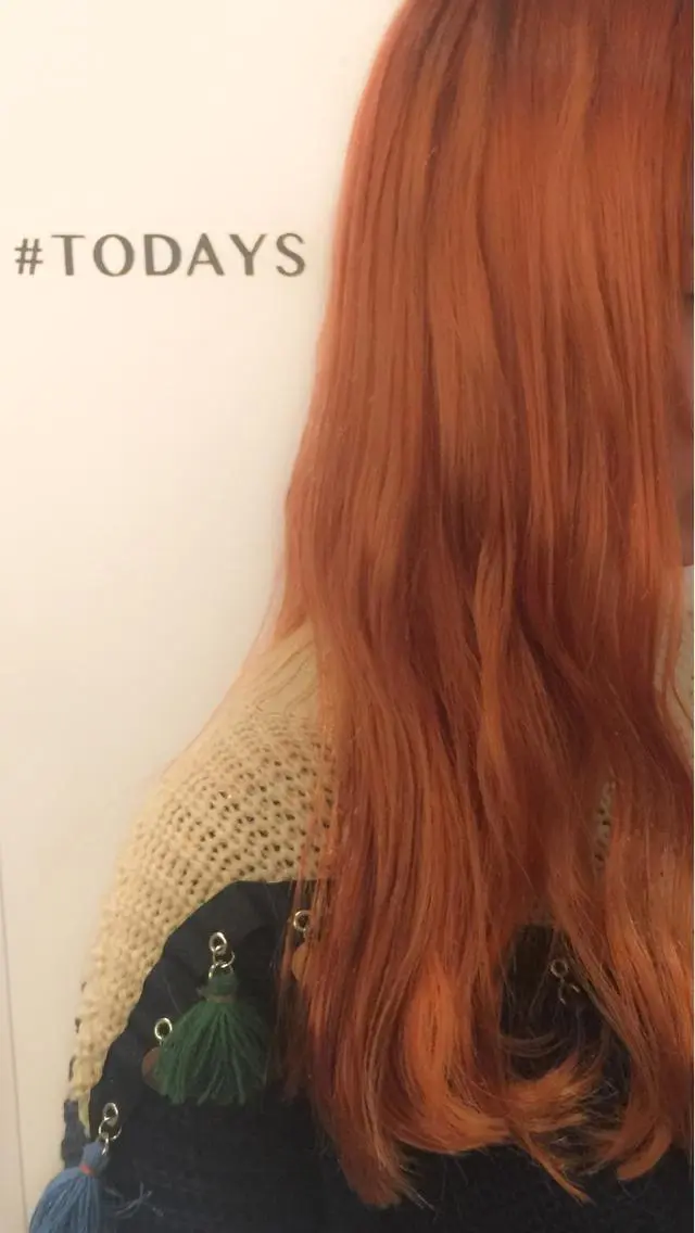 ロング カラー オレンジ ホワイト&レイヤーカ ットエクステ長畠俊輔のヘアスタイル