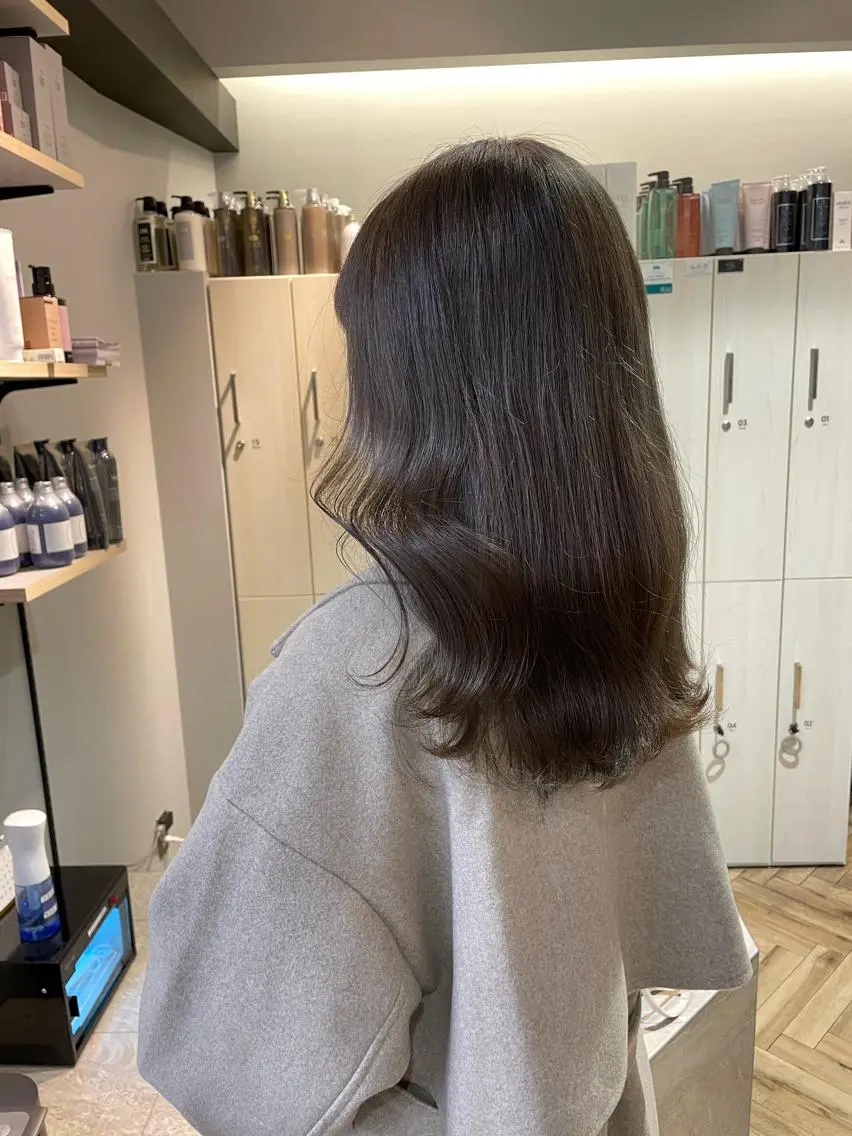 ロング 浦野 剛志のヘアスタイル