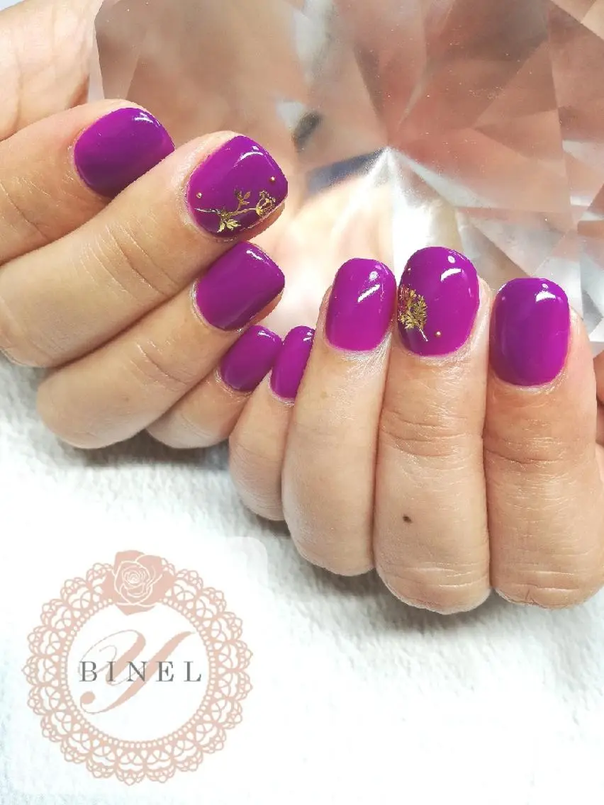 ネイル ハンドネイル Nail Salon Y.BINELのネイルデザイン
