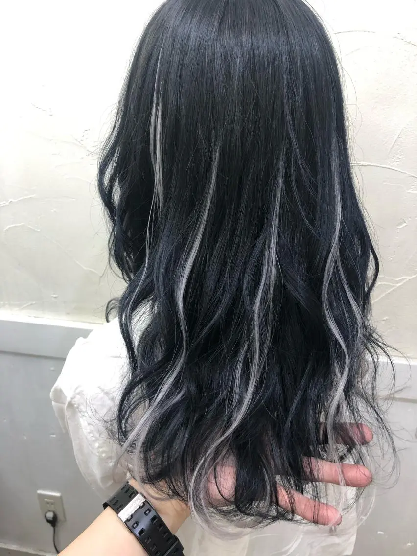 セミロング シールエクステ エクステ 外国人風カラー ハイライト レイヤーカット Loob.TOKYO MIYA🌈のヘアスタイル