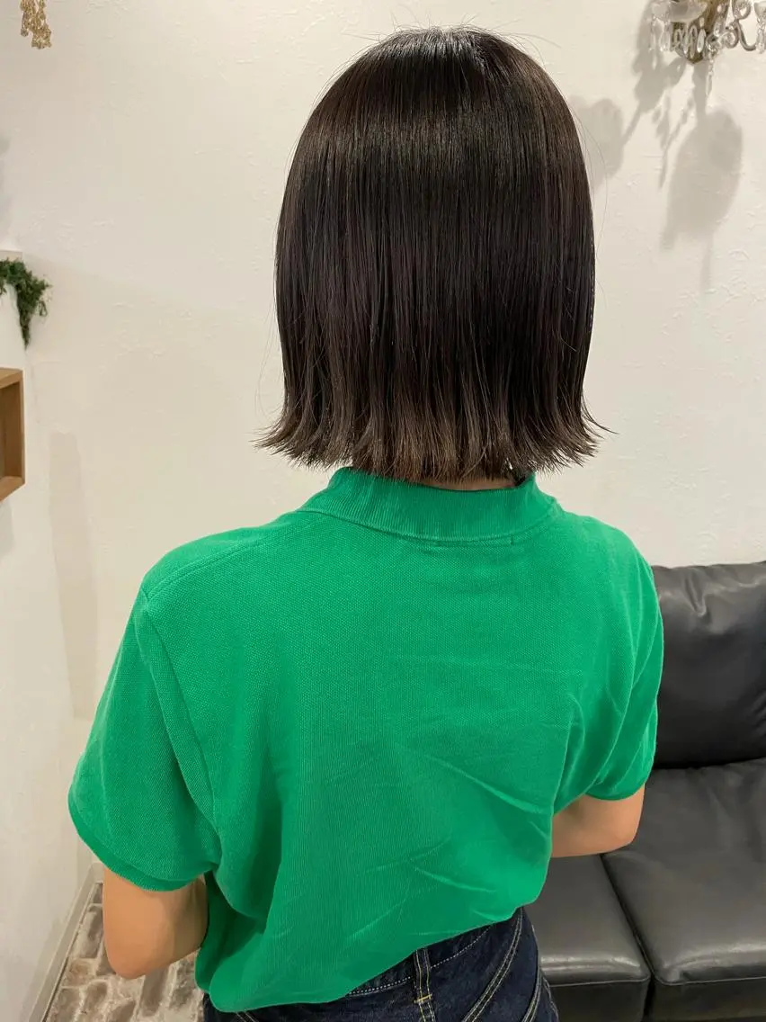 ショート カラー 切りっぱなしボブ 黒髪 ブルーカラー ブルーブラック 透明感カラー m ā l o.🌷 サカモトマイコのヘアスタイル