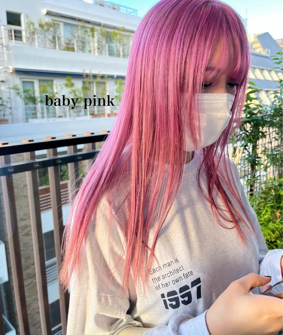 ロング 透明感カラー👑 井上美乃里のヘアスタイル