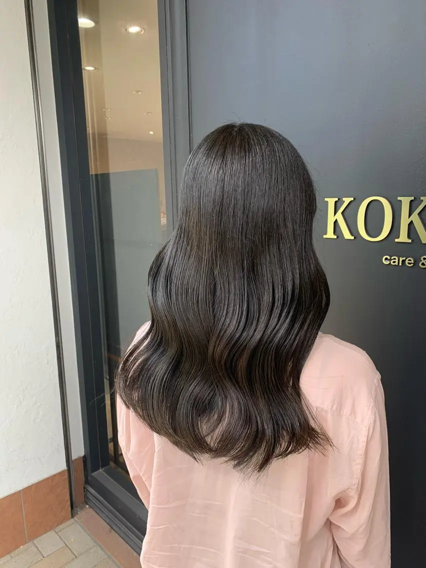 ロング カラー 黒髪 ブルーカラー ブルーブラック 艶髪レイヤー上田 紗也🇰🇷💗のヘアスタイル