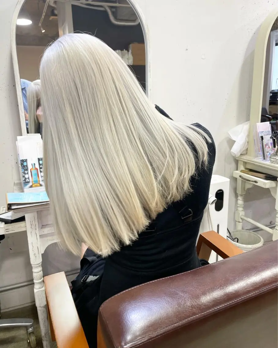 ミディアム カラー カット ヘアカラー トリートメント suvvy hairsalonのヘアスタイル