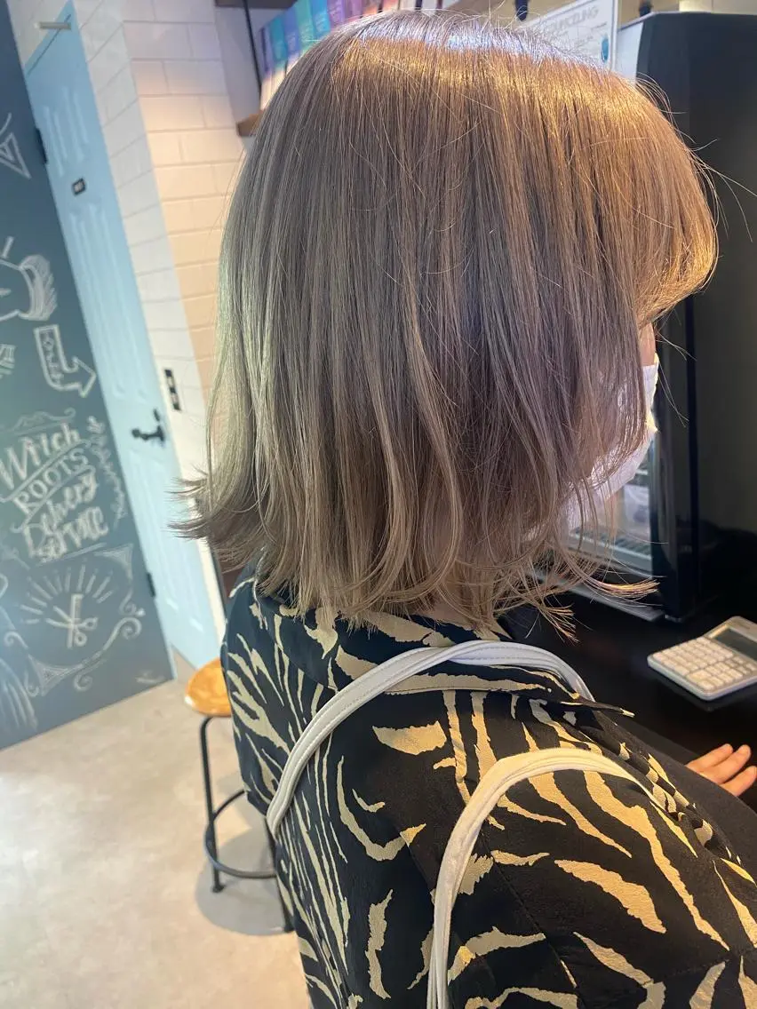 ショート カラー ブリーチ ハイトーンカラー カット ヘアカラー トリートメント scene. haraのヘアスタイル