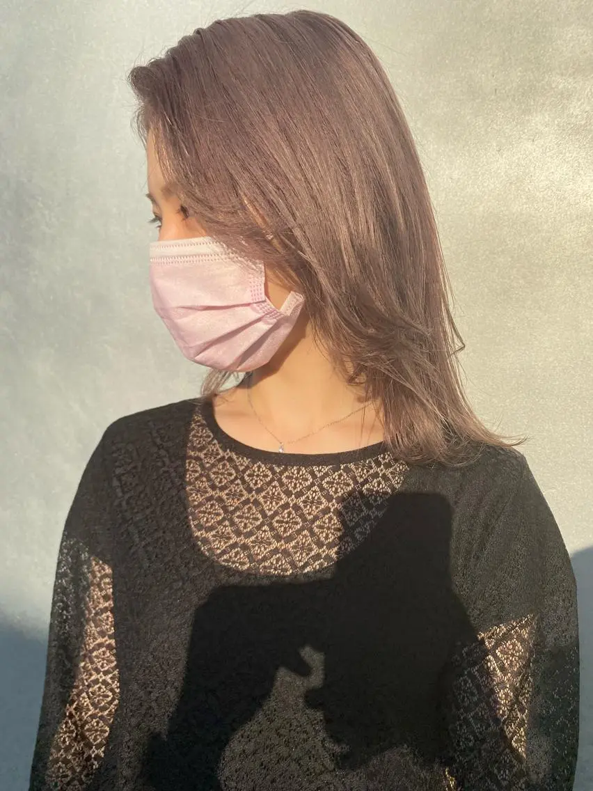 ミディアム カラー パーマ ヘアアレンジ メンズ キッズ ネイル マツエク・マツパ メンズブリーチ メンズハイトーン 学生(メンズ向け) ベージュカラー ブリーチ ヘアカラー トリートメント 韓国🇰🇷レイヤー カットオリーブカラーのヘアスタイル