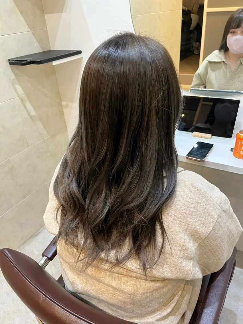 ロング 【髪質改善 艶髪】 布川 莉穂のヘアスタイル