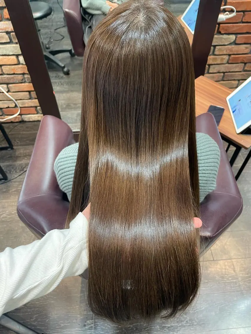 ロング L’ora 成田さおりのヘアスタイル