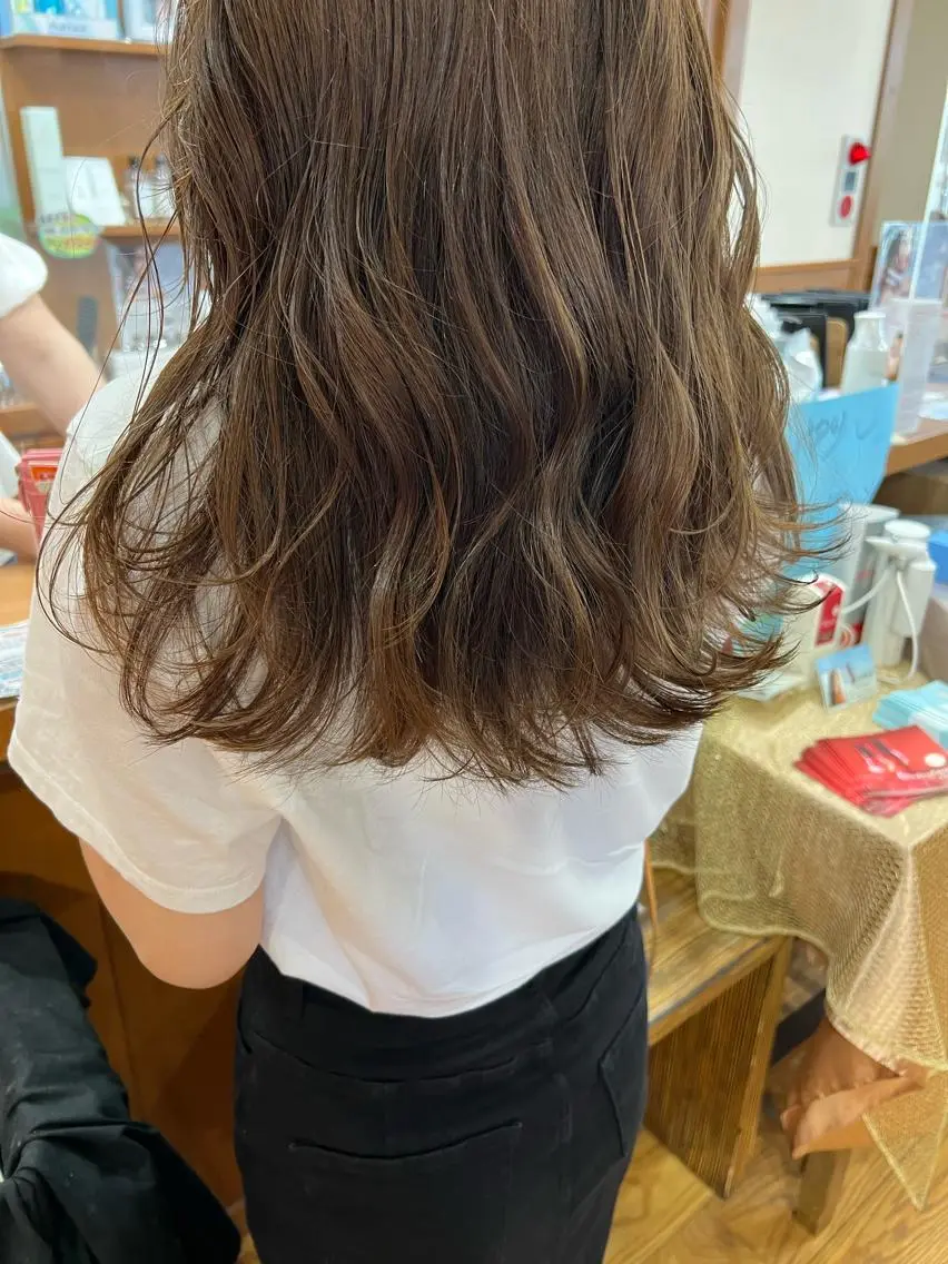 ミディアム カラー パーマ Artist 藤﨑紘成のヘアスタイル
