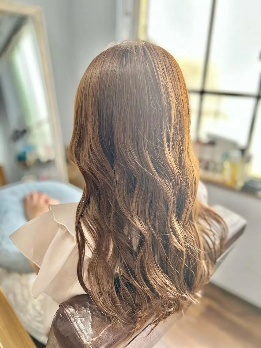 セミロング カラー ベージュカラー ブリーチ 透明感カラー ブリーチなしカラー 🌈美髪✂︎艶色🎨 頭皮改善🍀TAKUのヘアスタイル