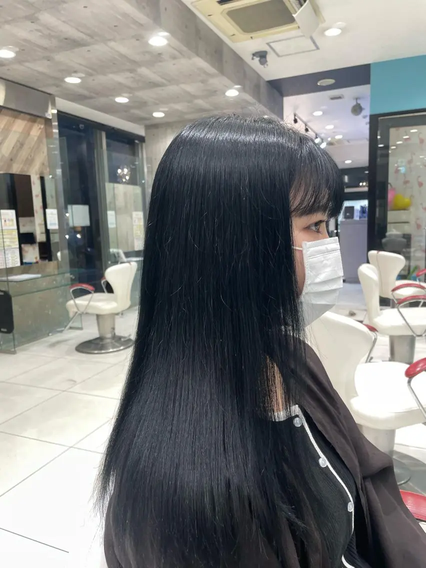 ロング ハイトーンカラー✨️ 艶カラー特化Amiのヘアスタイル