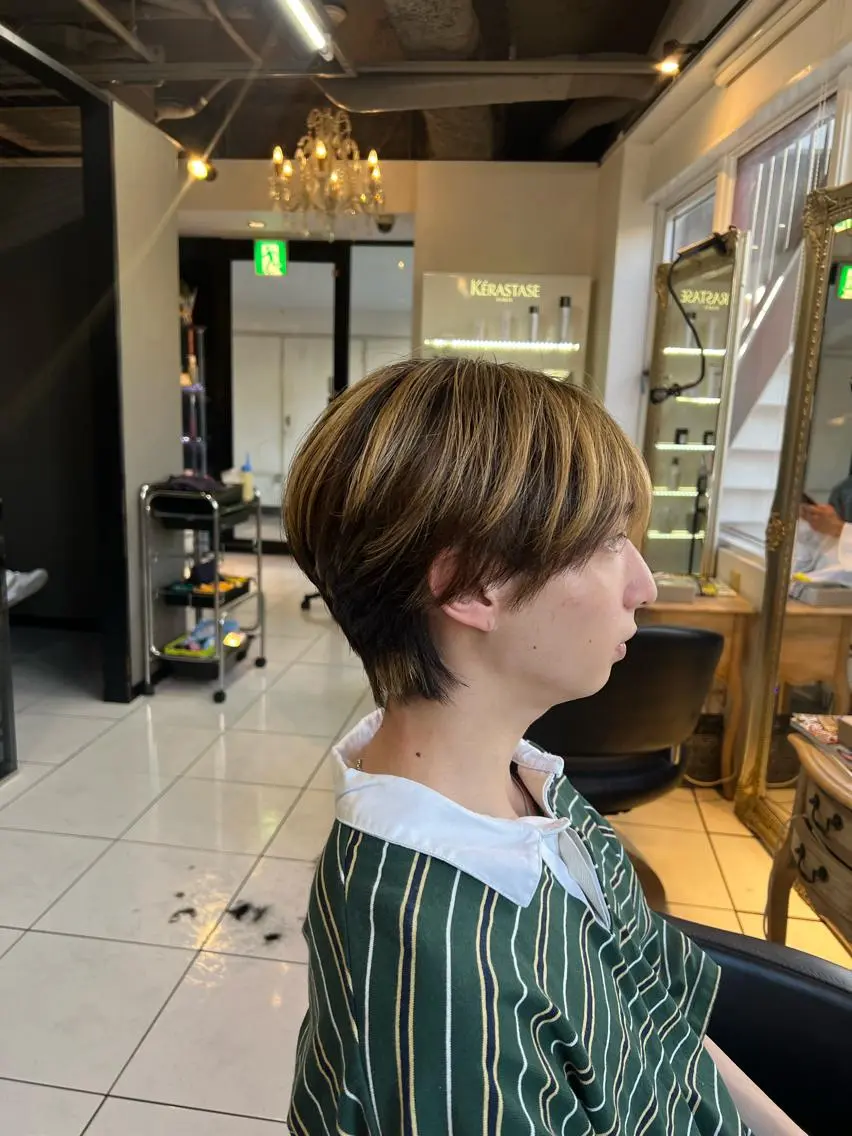メンズ センターパート フェードカット カルマパーマ マッシュ メンズパーマ カット パーマ パーマ特化美容師 茂木広幸のヘアスタイル