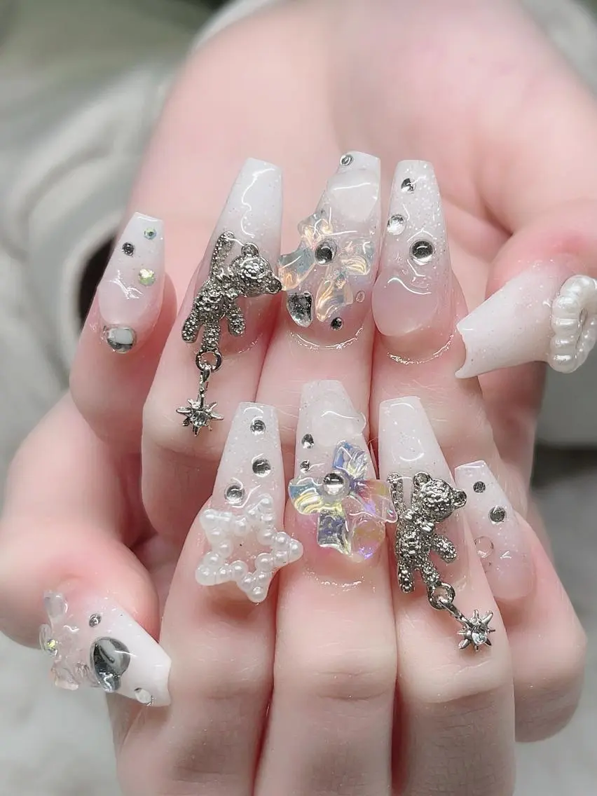 セミロング Nail Salon espritのネイルデザイン