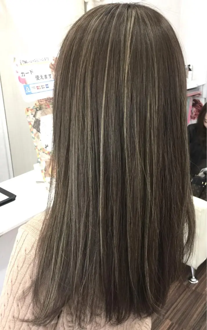 カラー アッシュ ダブルカラー ハイライトカラー Campus キャンパスのヘアスタイル