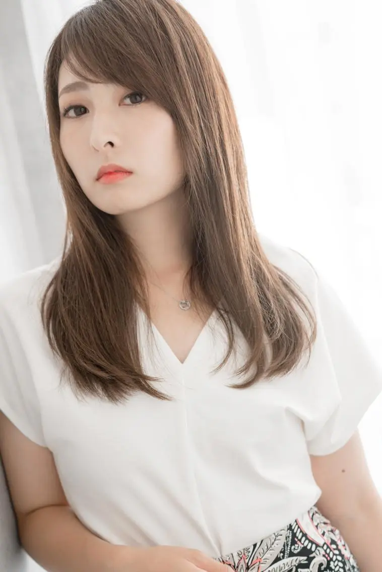 セミロング カラー DUNOhair デュノヘアーのヘアスタイル