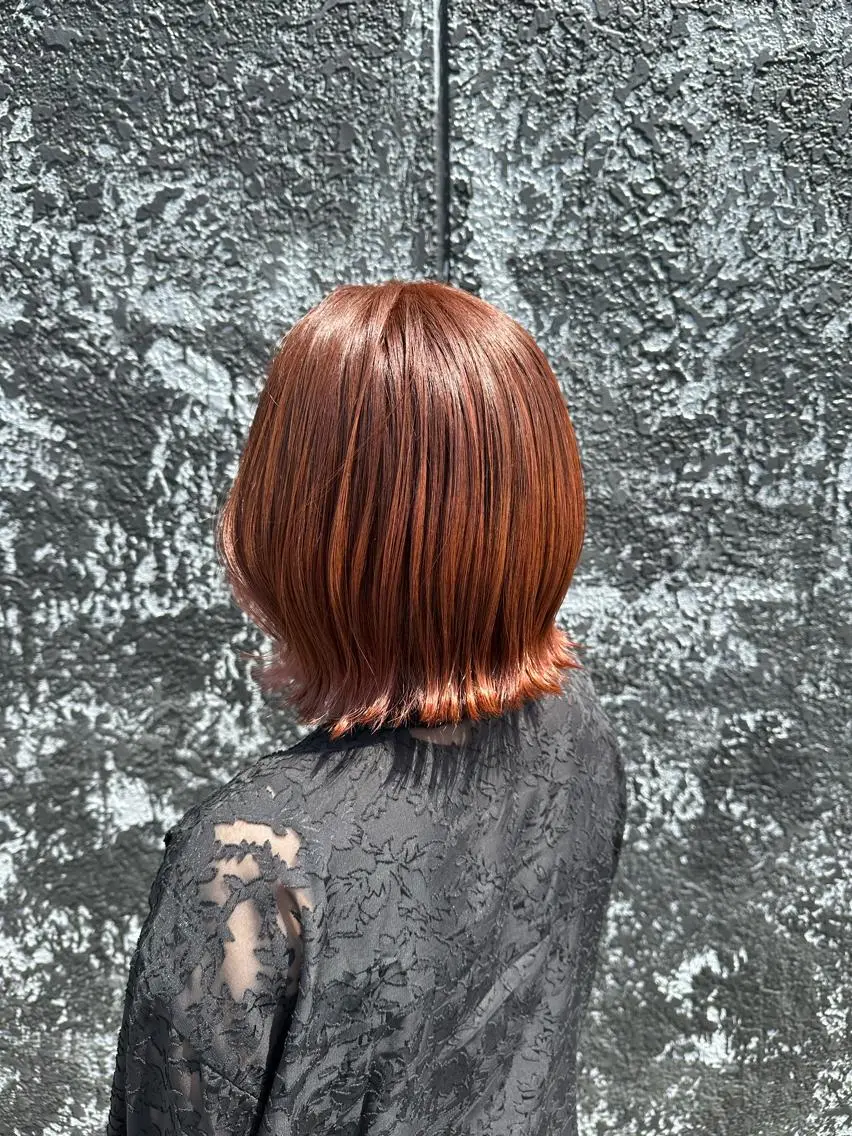 ミディアム 手塚 菜々美のヘアスタイル
