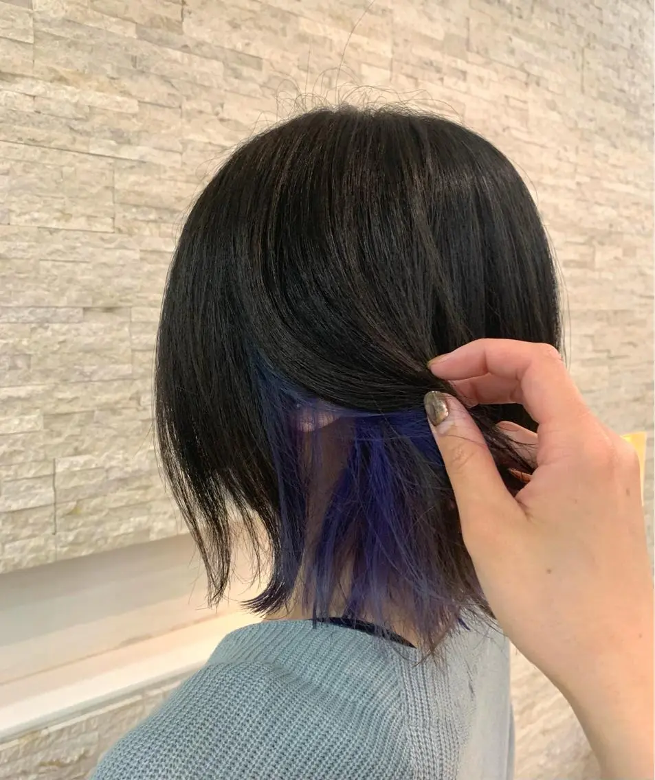 ショート カラー ブルーカラー ネイビーカラー ✄折橋 彩花🐶🍑のヘアスタイル