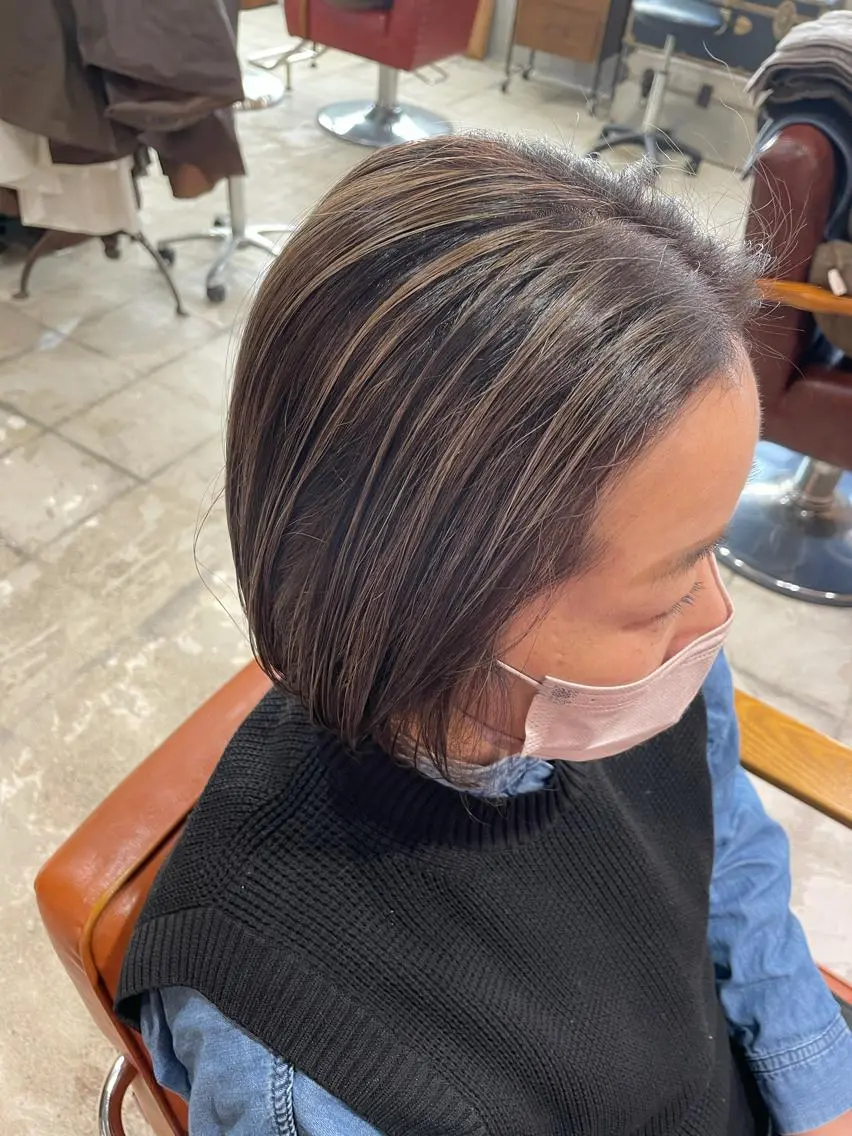 ミディアム ハイライト カット ヘアカラー トリートメント ayane⭐️ボブ・ ショート・パーマのヘアスタイル