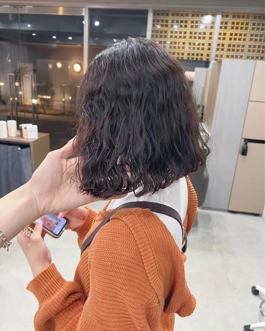 セミロング パーマ カット ヘアカラー パーマ ボブパーマコテ巻き風 パーマNo1深江秀平のヘアスタイル
