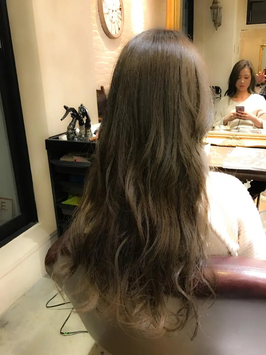 ロング カラー パーマ ヘアアレンジ アッシュ アッシュグレー グラデーションカラー ハイライトカラー ハイライト 🌈髪質改善💕 縮毛矯正✨青木まで✨のヘアスタイル