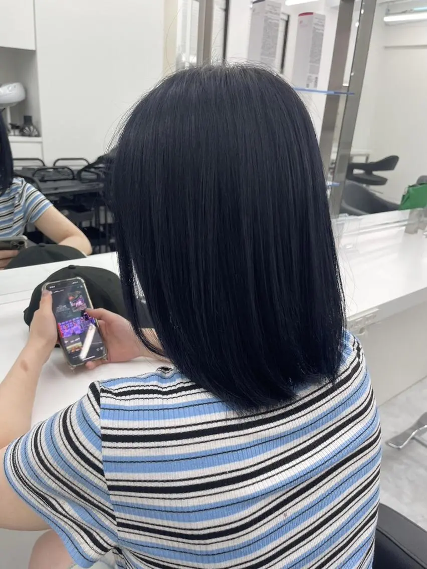 カラー 韓国風暗髪🐈‍⬛ KOUMI🪽のヘアスタイル