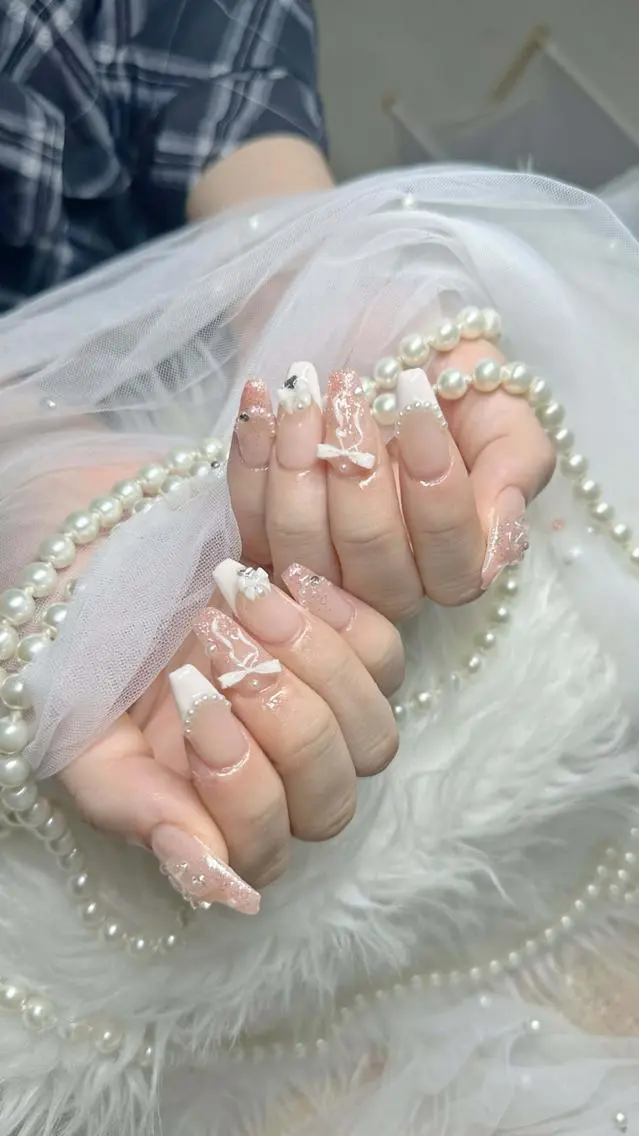 ネイル フレンチネイル ジェルネイル ハロウィン 韓国ネイル マグネットネイル ハンドネイル Hbaby nailのネイルデザイン