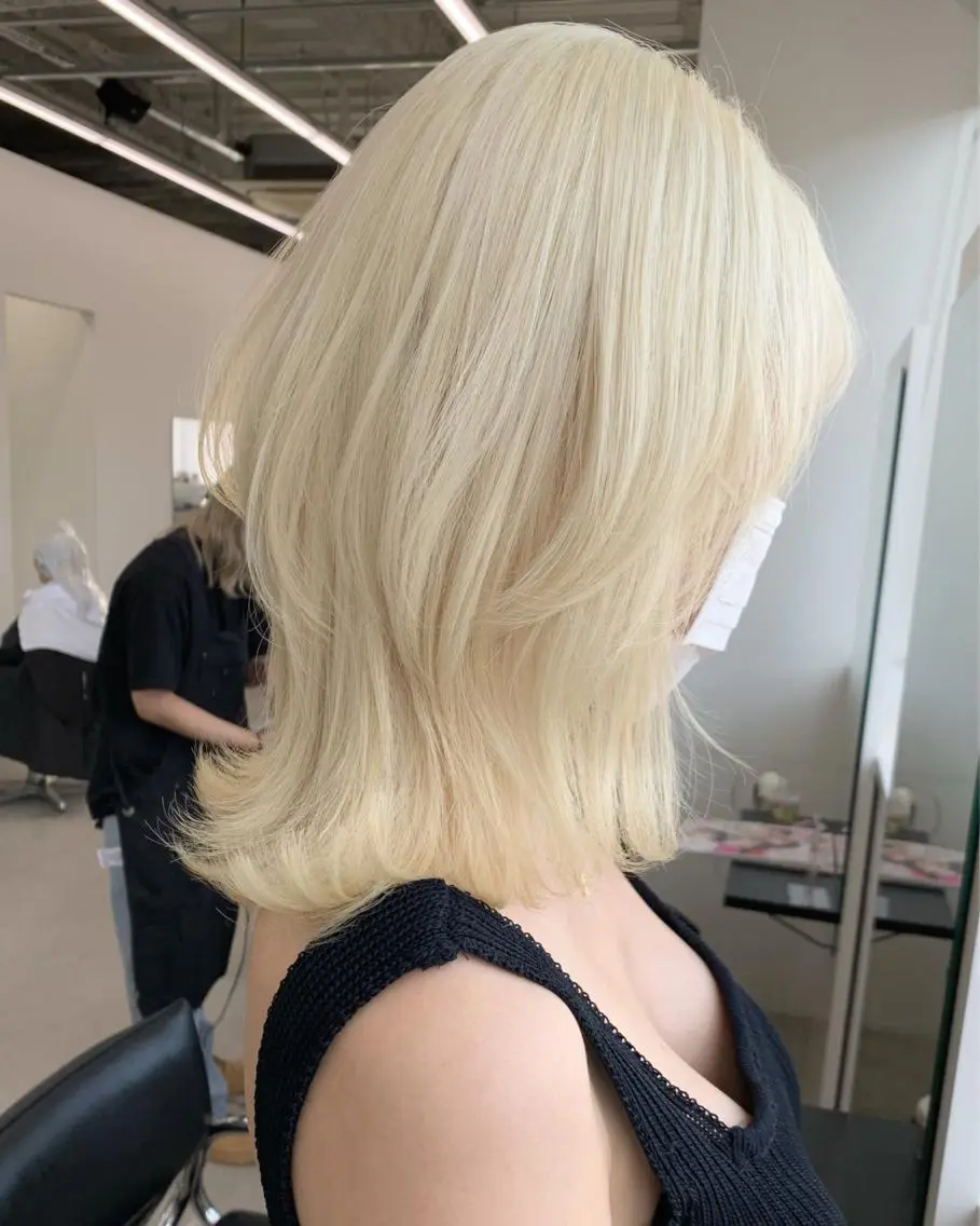 カラー ハイトーンカラー BLEACHi /noeのヘアスタイル
