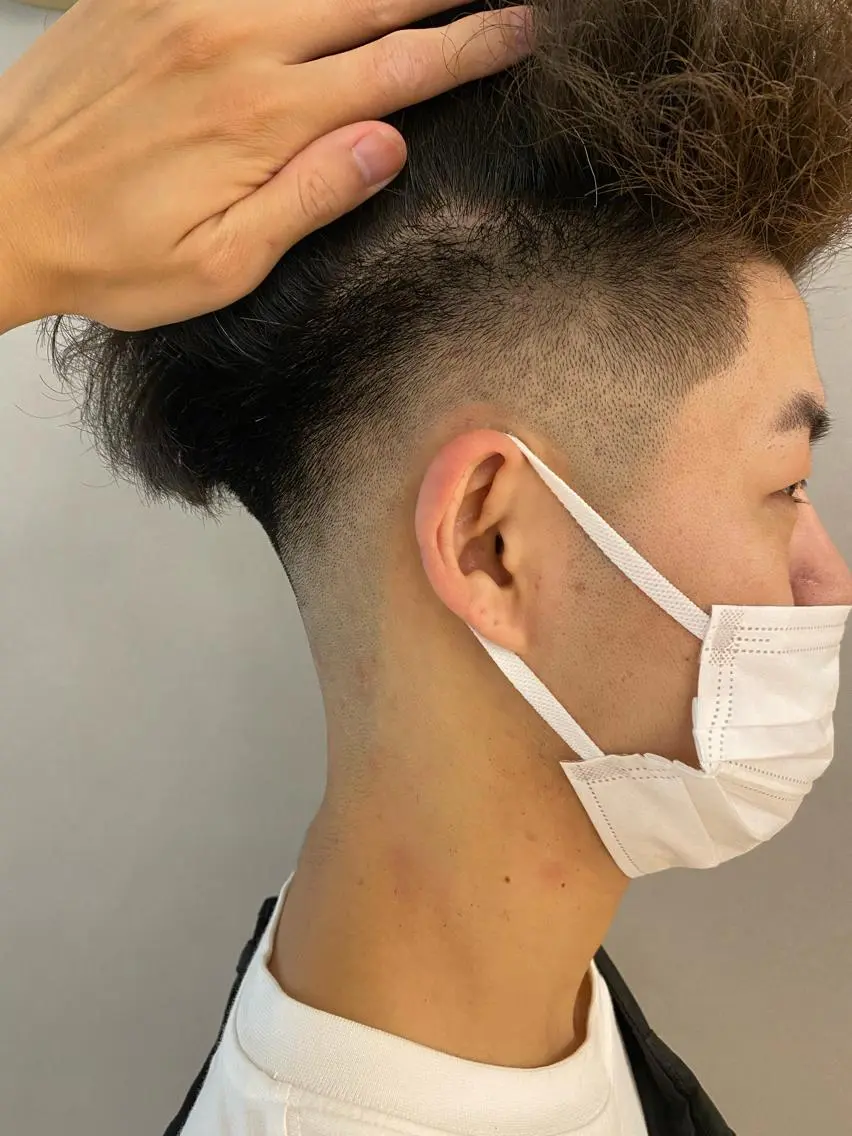 ショート メンズ フェードカット unopulir 景山 凌のヘアスタイル