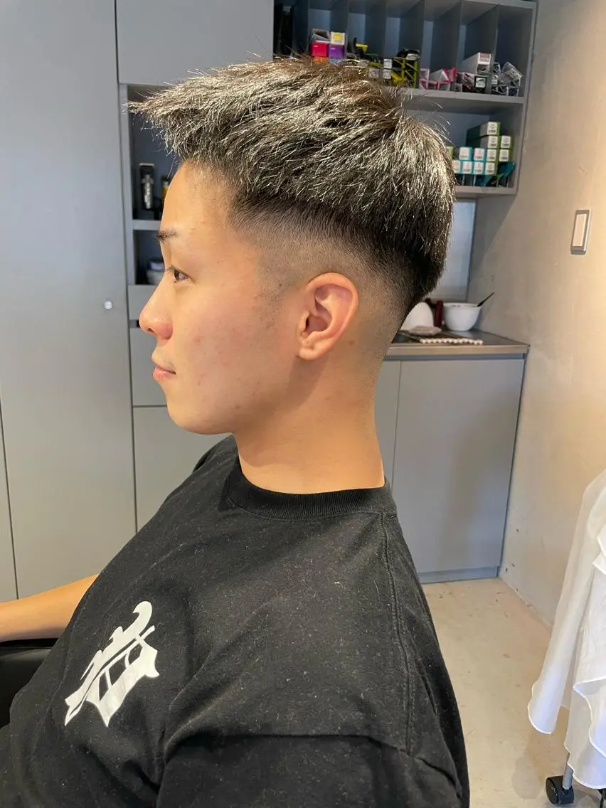 ショート カラー パーマ ヘアアレンジ メンズ キッズ ネイル マツエク・マツパ アイブロウ フェードカット メンズ特化 しゅうへいのヘアスタイル