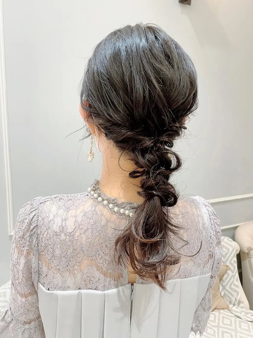 セミロング カラー ヘアアレンジ ヘアセット 🦖鶴岡 香純🦖のヘアスタイル