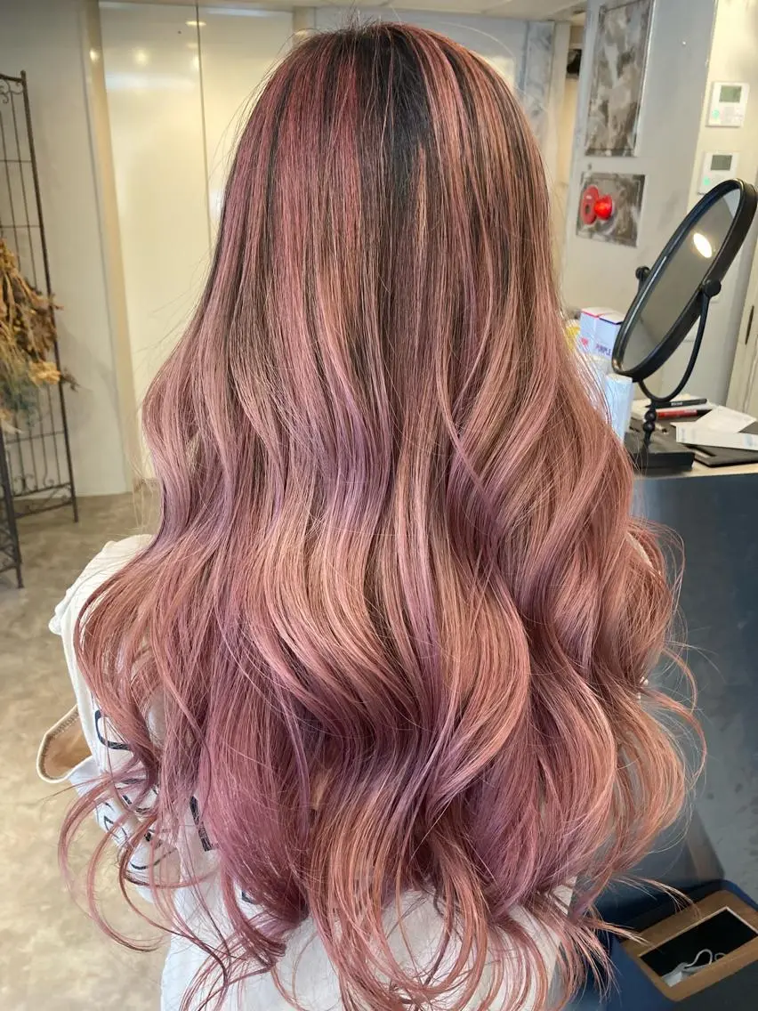 カラー ダブルカラー ピンクカラー 田中 健太郎のヘアスタイル