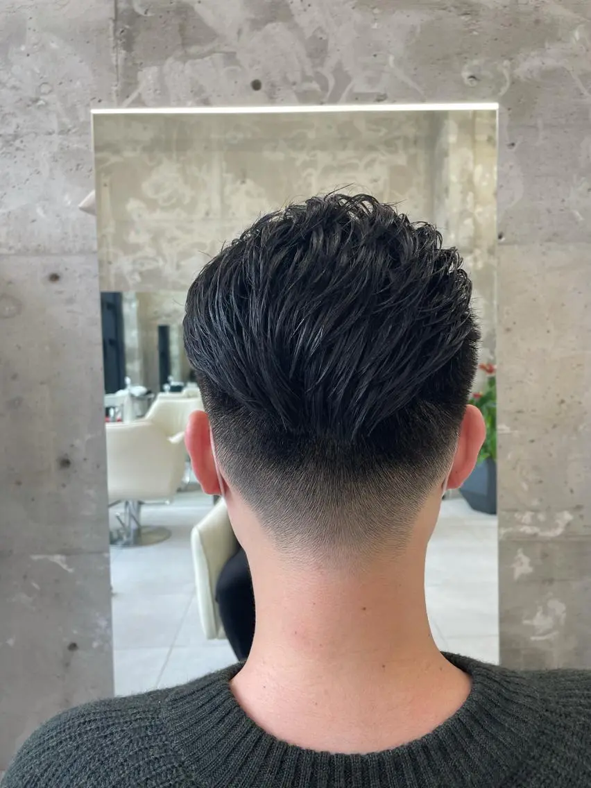 メンズ シャウルデッサン トーキョーのヘアスタイル
