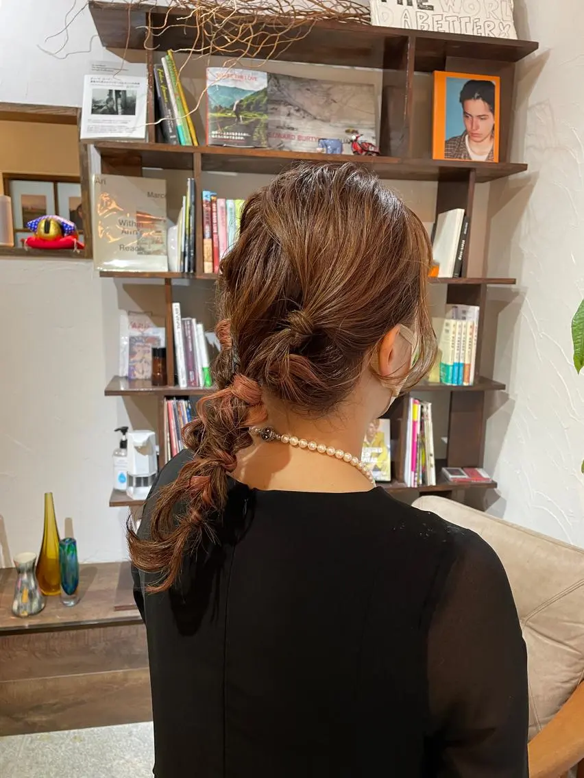 ロング ヘアアレンジ 高橋 愛美のヘアスタイル