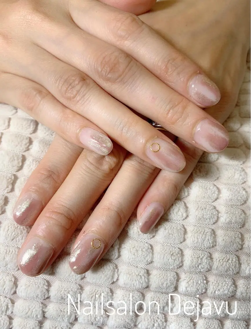 ネイル アートネイル ストーンネイル ハンドネイル Nail salon Dejavu 🌿のネイルデザイン