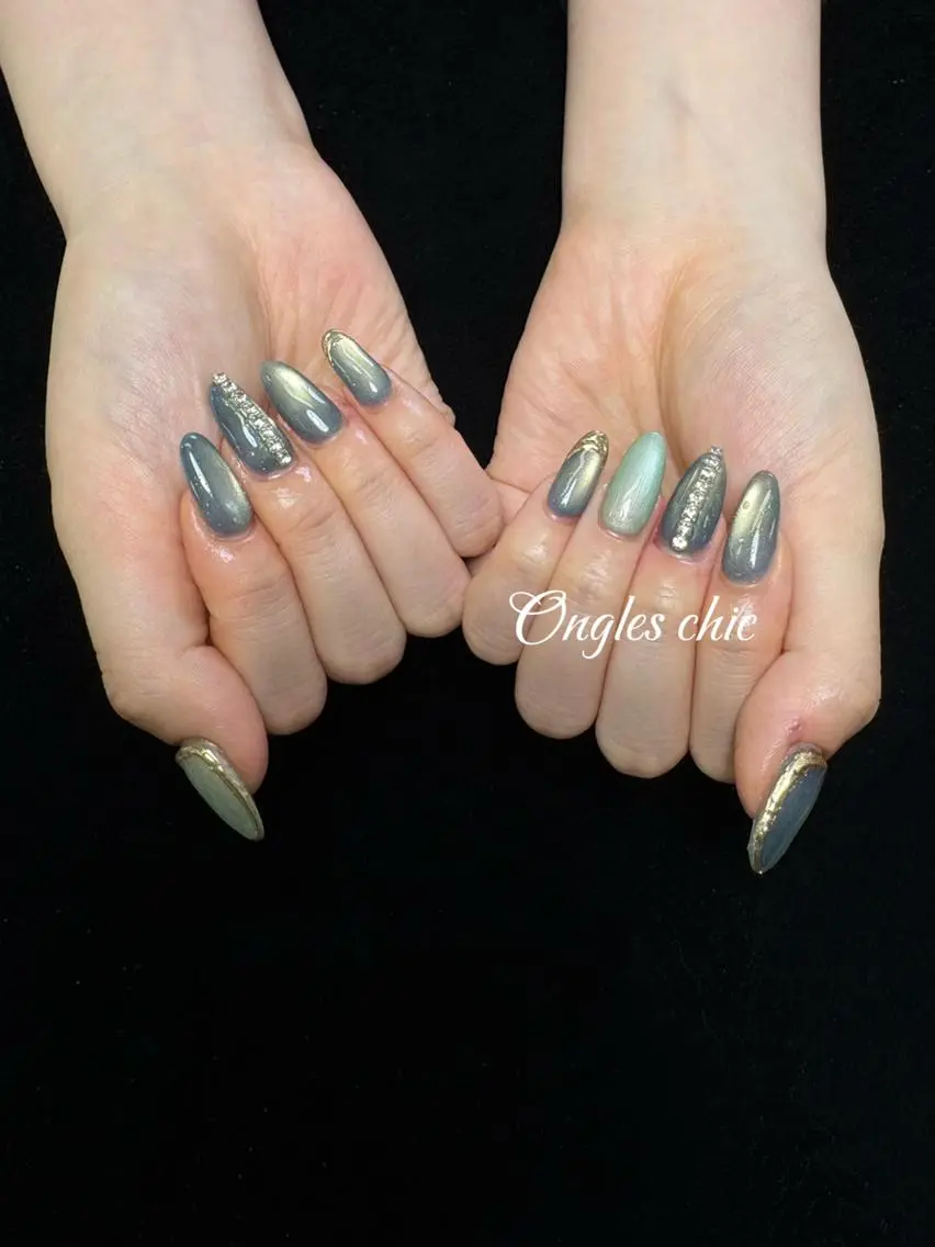 ネイル ハンドネイル ongles chicのネイルデザイン