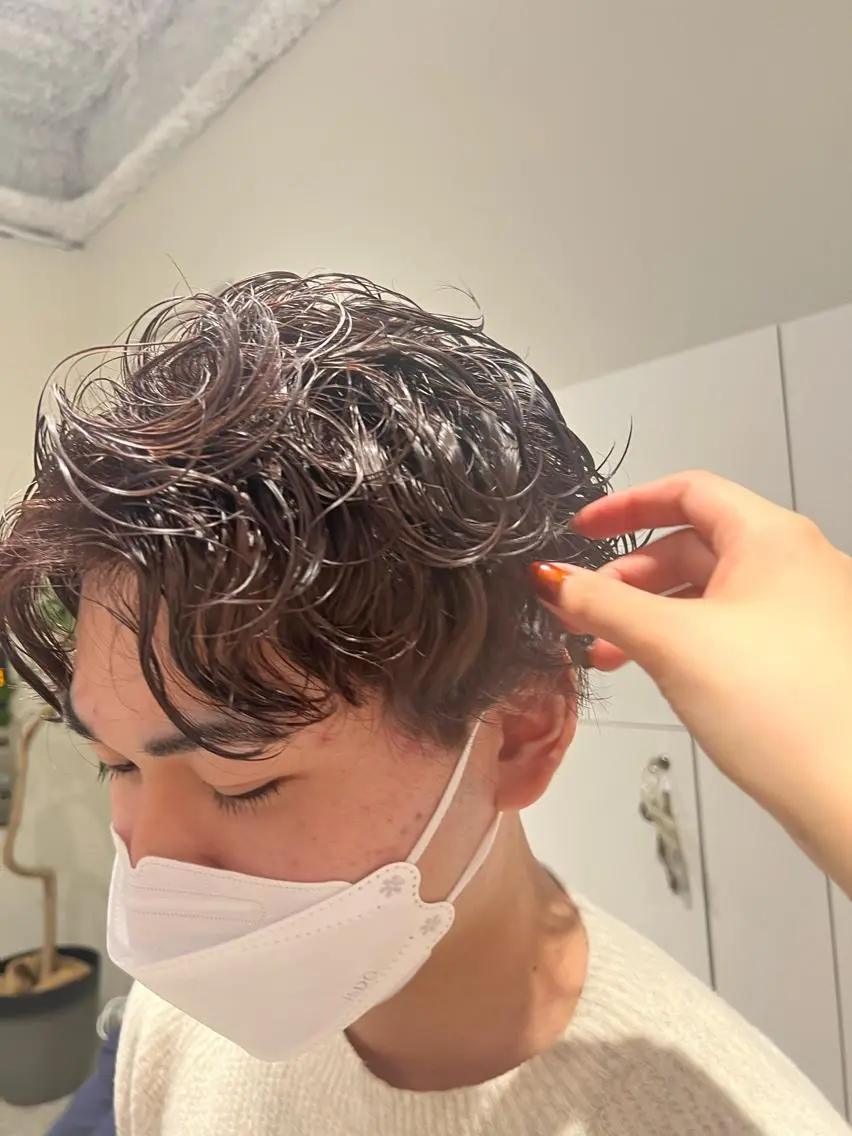 カラー パーマ メンズ カット パーマ トリートメント メンズ特化美容師💫 sakurakoのヘアスタイル